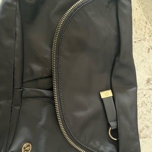 Lululemon all night festival bag 5L
